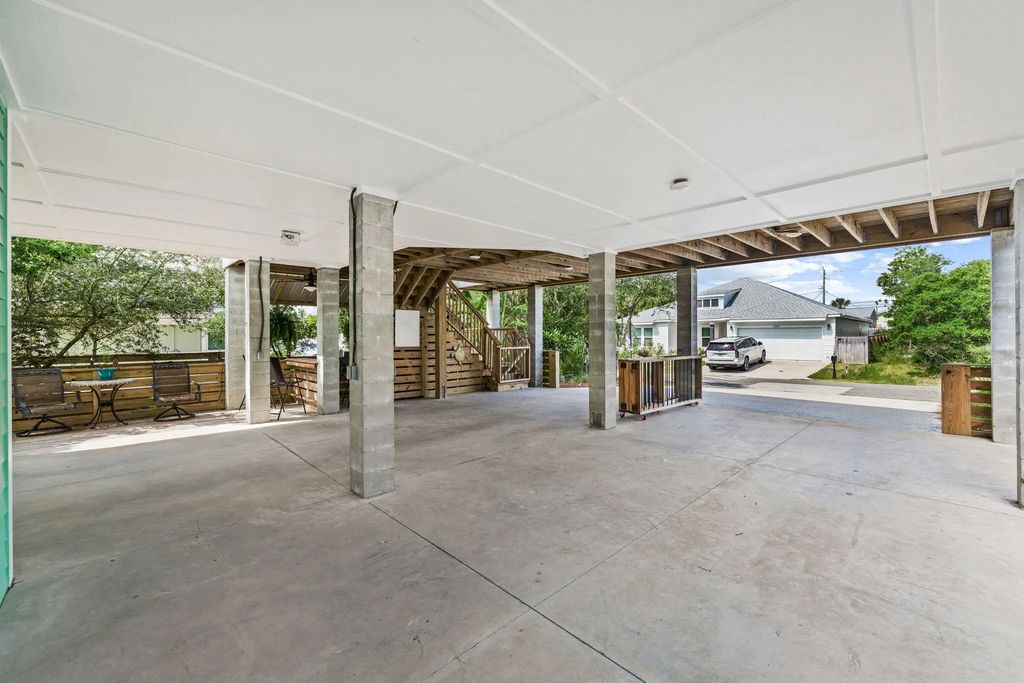 30 of 38 - 307 S Vestavia Street, Panama City Beach, FL