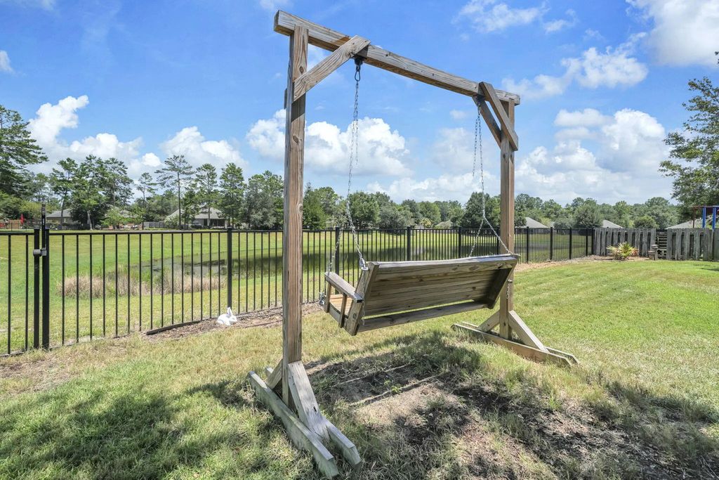 37 of 68 - 163 Camellia Court, Freeport, FL
