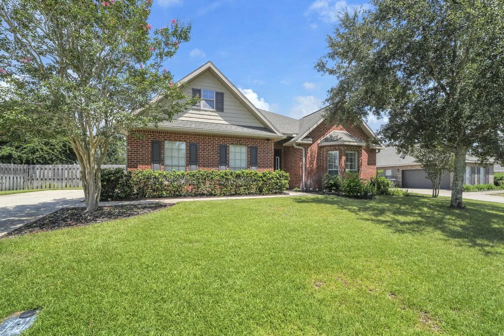 41 of 68 - 163 Camellia Court, Freeport, FL