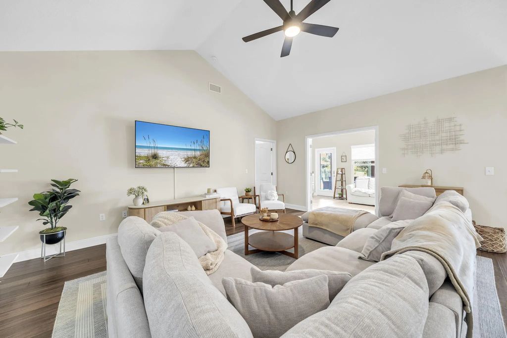 9 of 68 - 163 Camellia Court, Freeport, FL