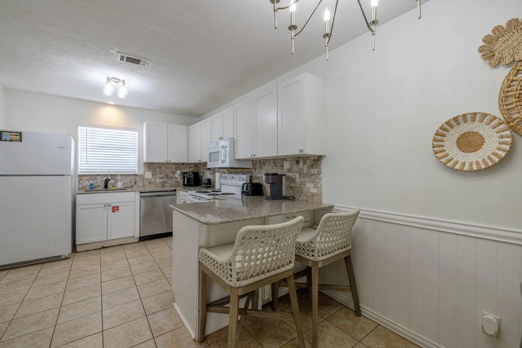 11 of 59 - 640 W Caladium Circle C, Panama City Beach, FL