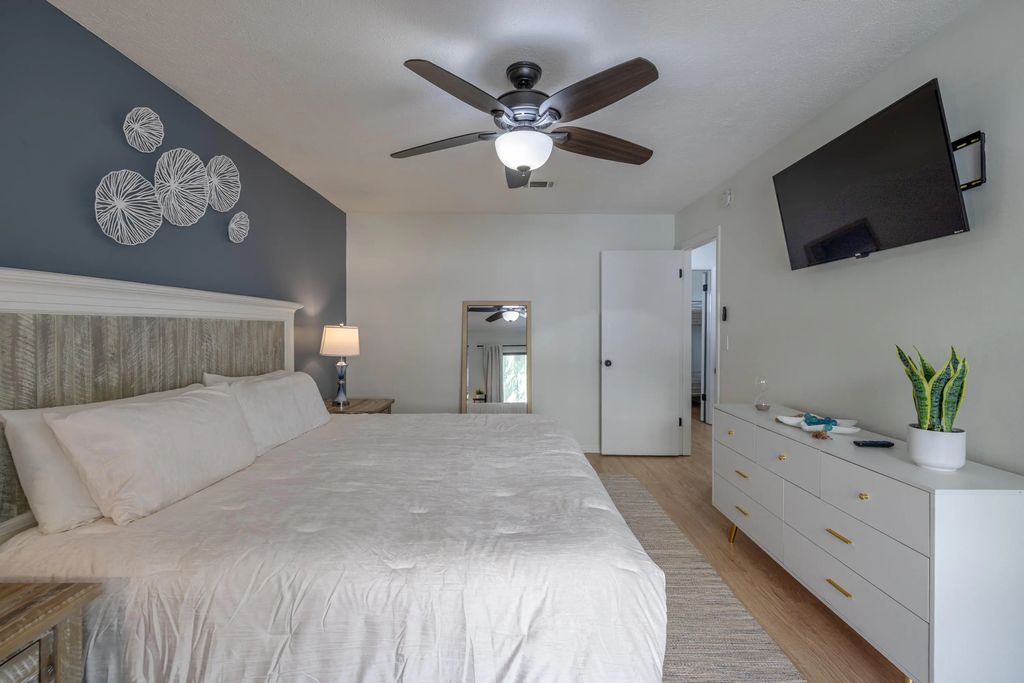 28 of 59 - 640 W Caladium Circle C, Panama City Beach, FL