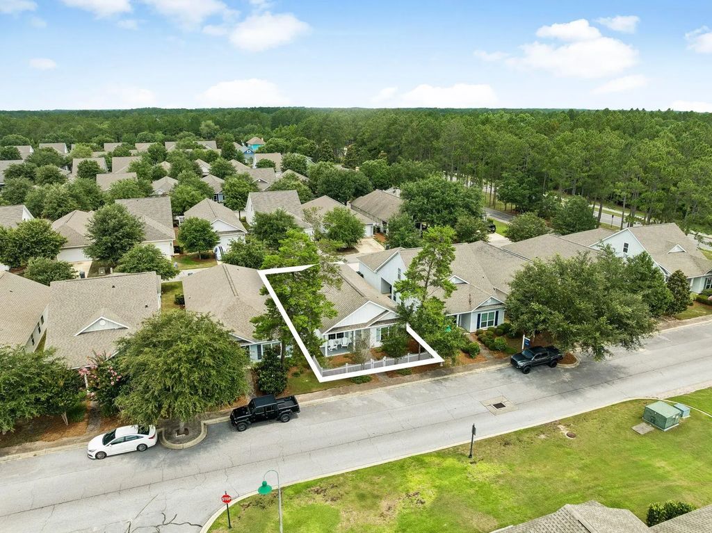 28 of 34 - 48 Sarona Street, Freeport, FL