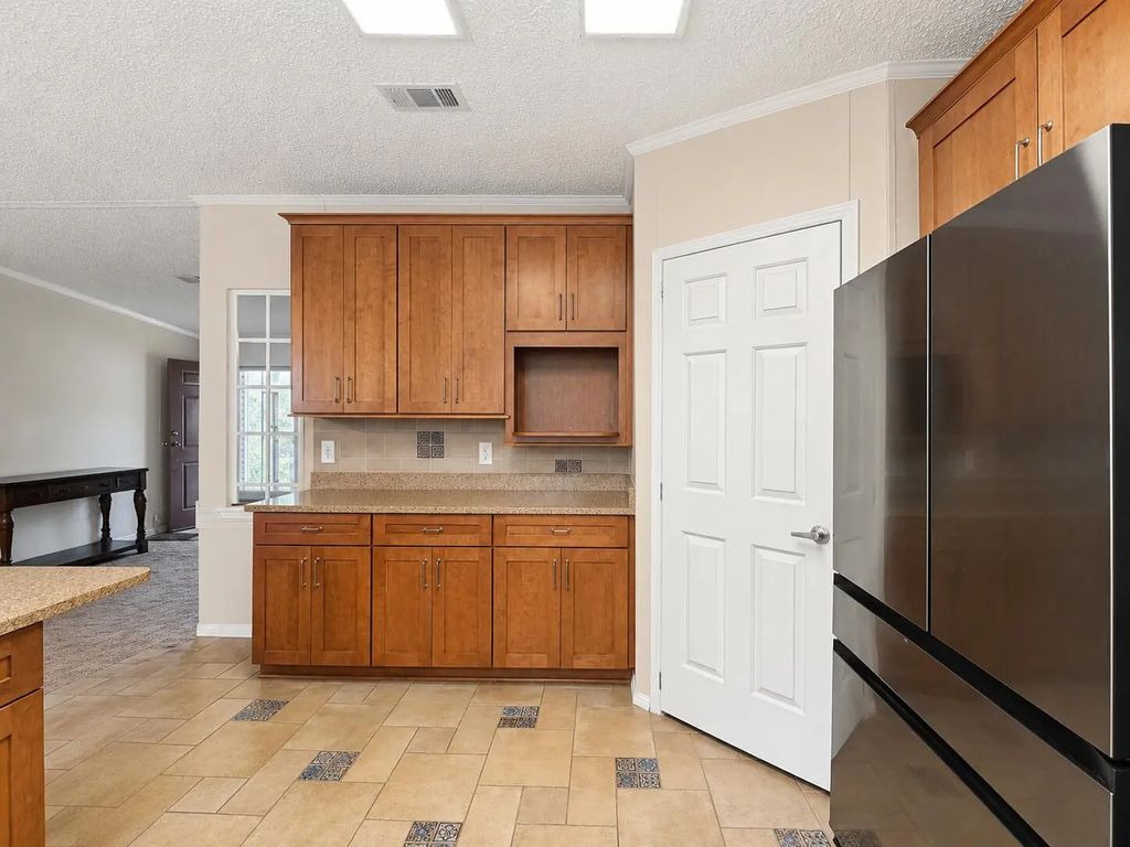 2 of 33 - 143 Anchor Road, Freeport, FL