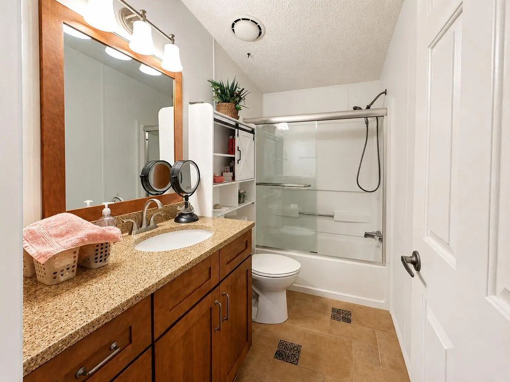 26 of 33 - 143 Anchor Road, Freeport, FL