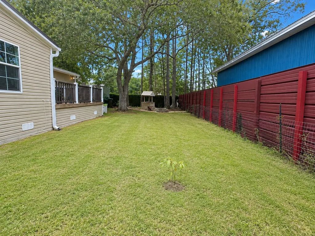 30 of 33 - 143 Anchor Road, Freeport, FL