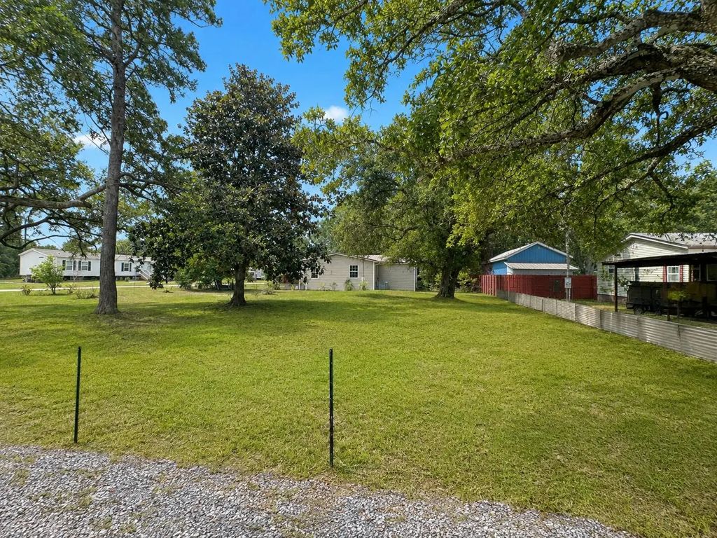 32 of 33 - 143 Anchor Road, Freeport, FL