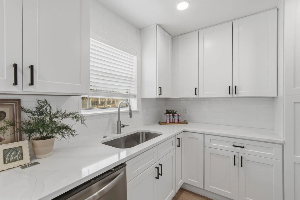 25 of 101 - 1656 Scenic Gulf Drive, Destin, FL