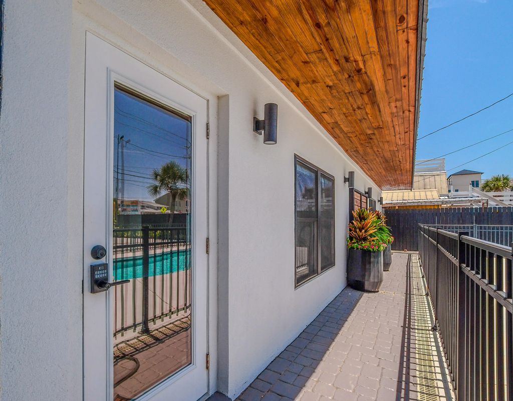 4 of 101 - 1656 Scenic Gulf Drive, Destin, FL