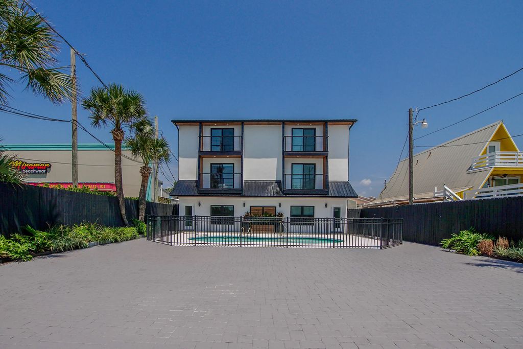 93 of 101 - 1656 Scenic Gulf Drive, Destin, FL