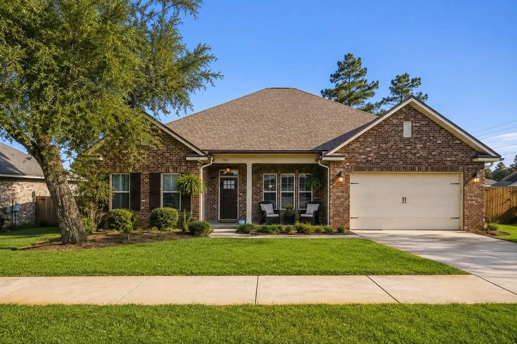 900 Tadpole Avenue, Niceville
