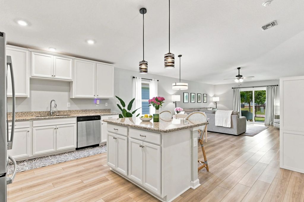 10 of 44 - 717 Riverwalk Circle, Freeport, FL