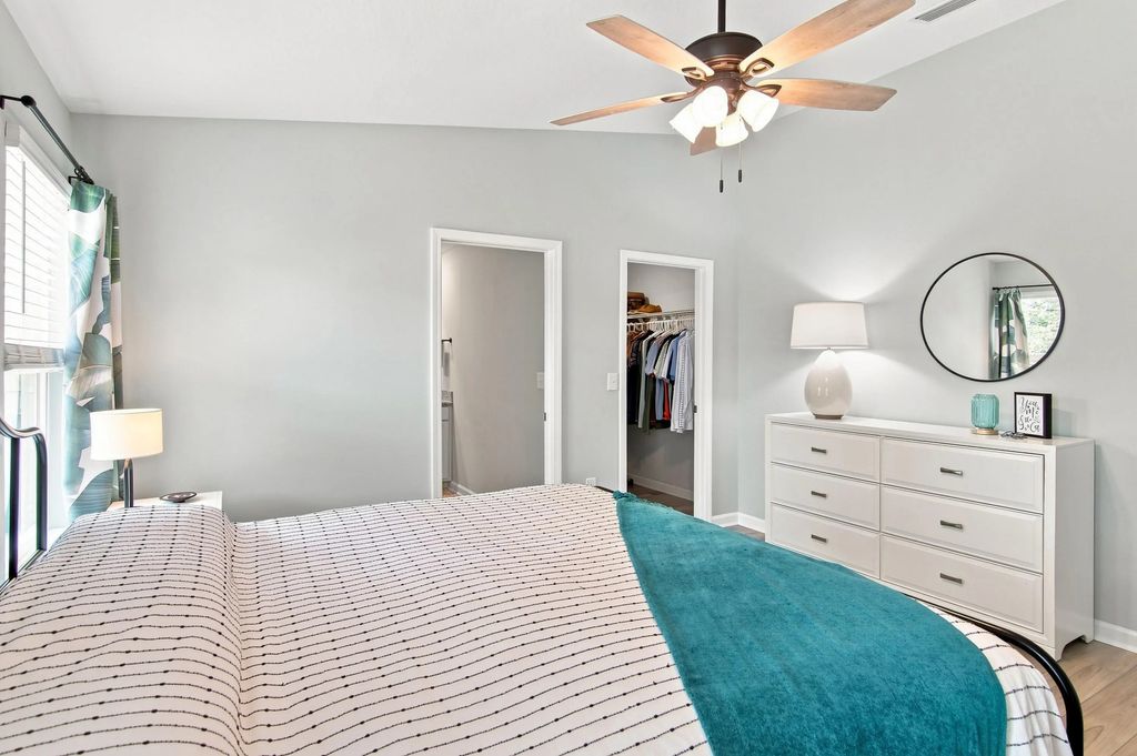 24 of 44 - 717 Riverwalk Circle, Freeport, FL