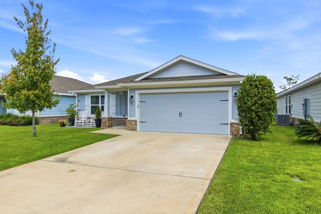 3 of 44 - 717 Riverwalk Circle, Freeport, FL