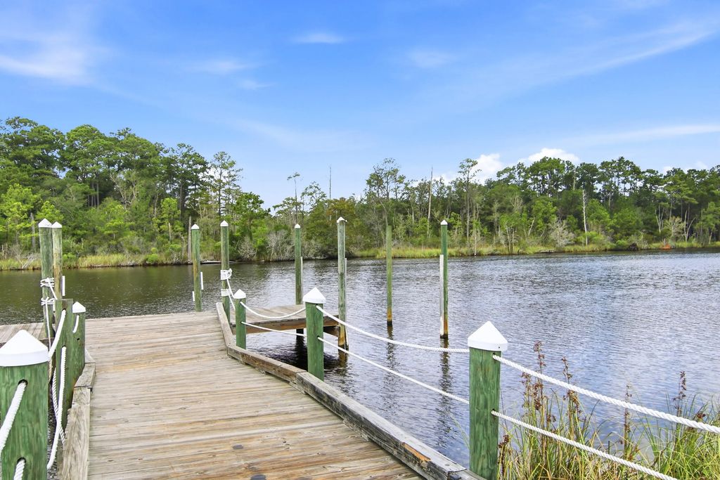 41 of 44 - 717 Riverwalk Circle, Freeport, FL