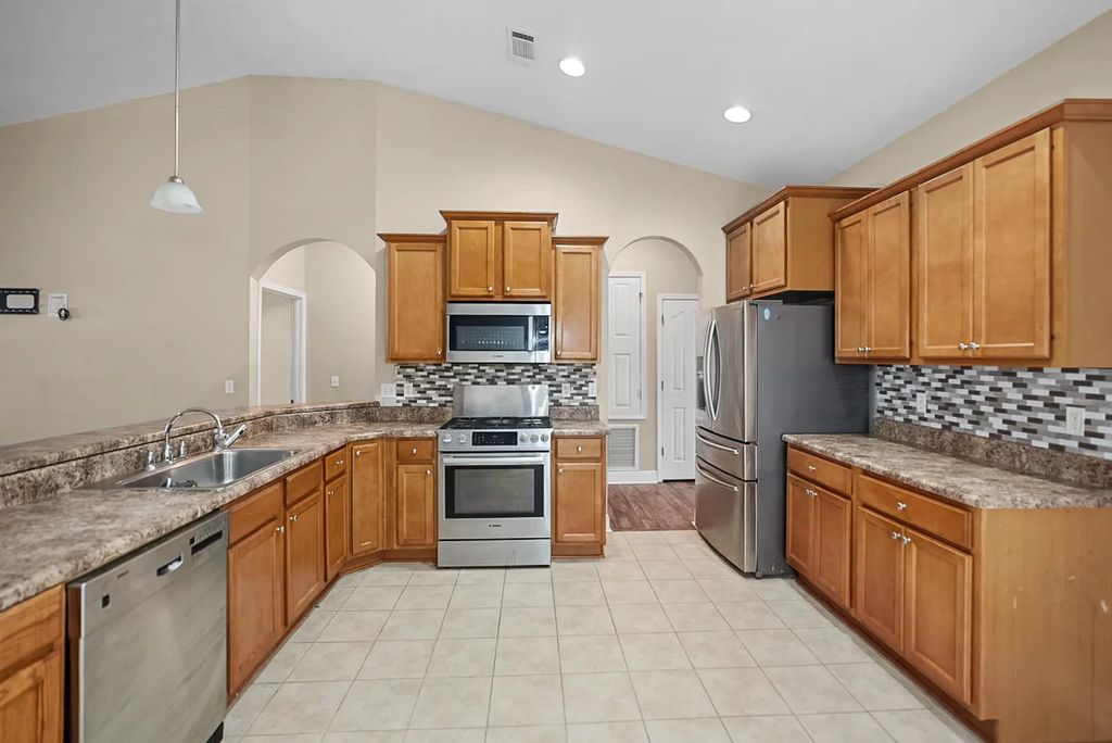 13 of 29 - 497 Symphony Way, Freeport, FL