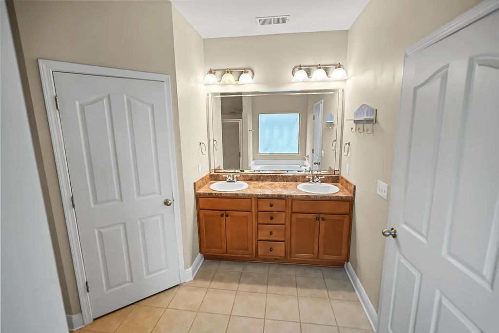 7 of 29 - 497 Symphony Way, Freeport, FL