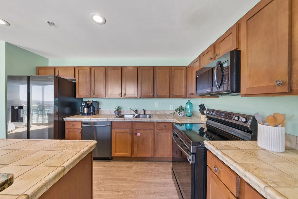 9 of 62 - 15100 Front Beach Road Unit 1604, Panama City Beach, FL