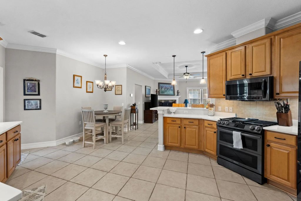 25 of 85 - 239 Mango Lane, Freeport, FL