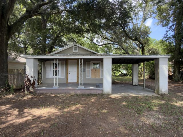 Photo of Listing #1010527