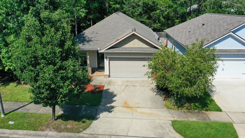 33 of 40 - 55 N Marsh Landing, Freeport, FL