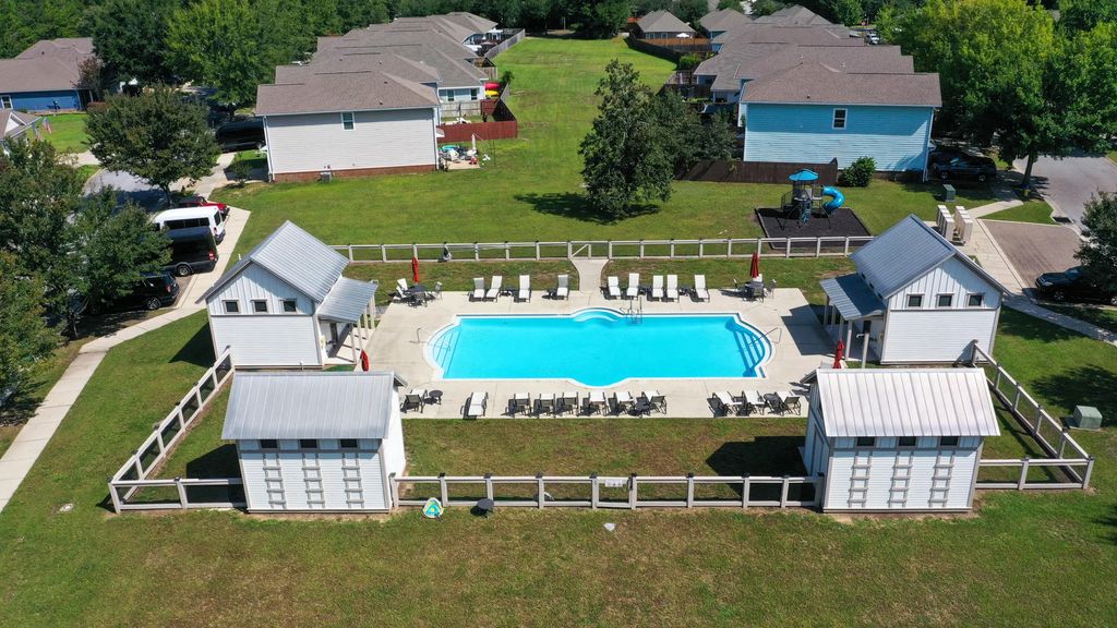37 of 40 - 55 N Marsh Landing, Freeport, FL