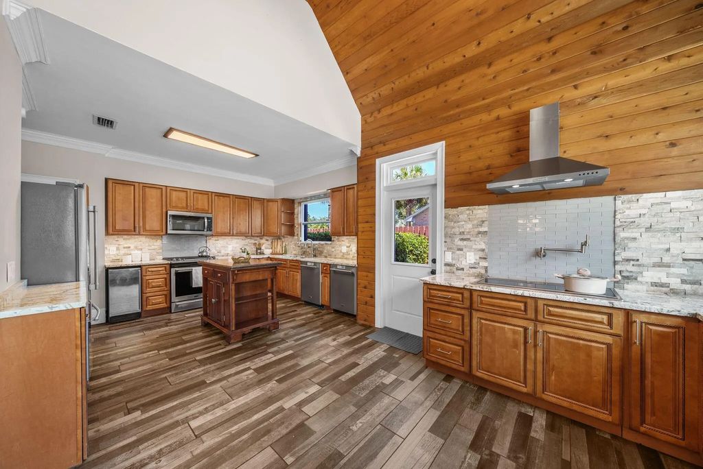 27 of 85 - 191 Marlin Circle, Panama City Beach, FL