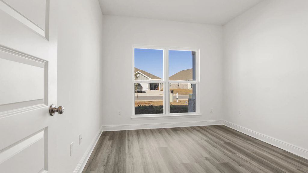 5 of 37 - 258 W Farm Owl Drive, Freeport, FL