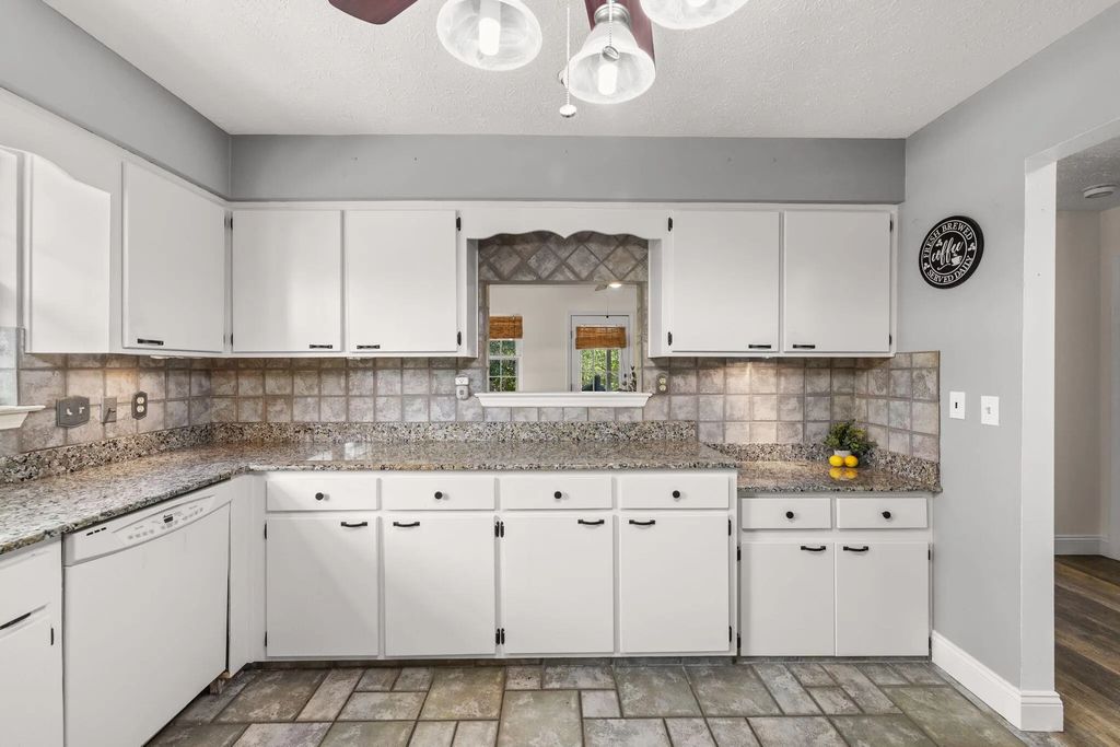 15 of 39 - 16220 Sky Avenue, Panama City Beach, FL