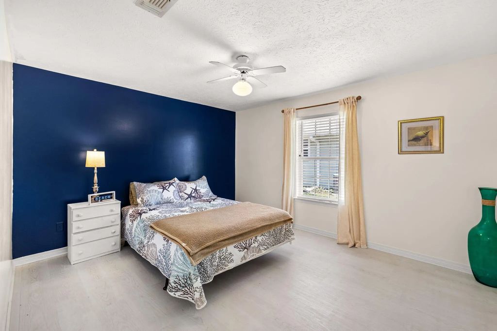 23 of 39 - 16220 Sky Avenue, Panama City Beach, FL