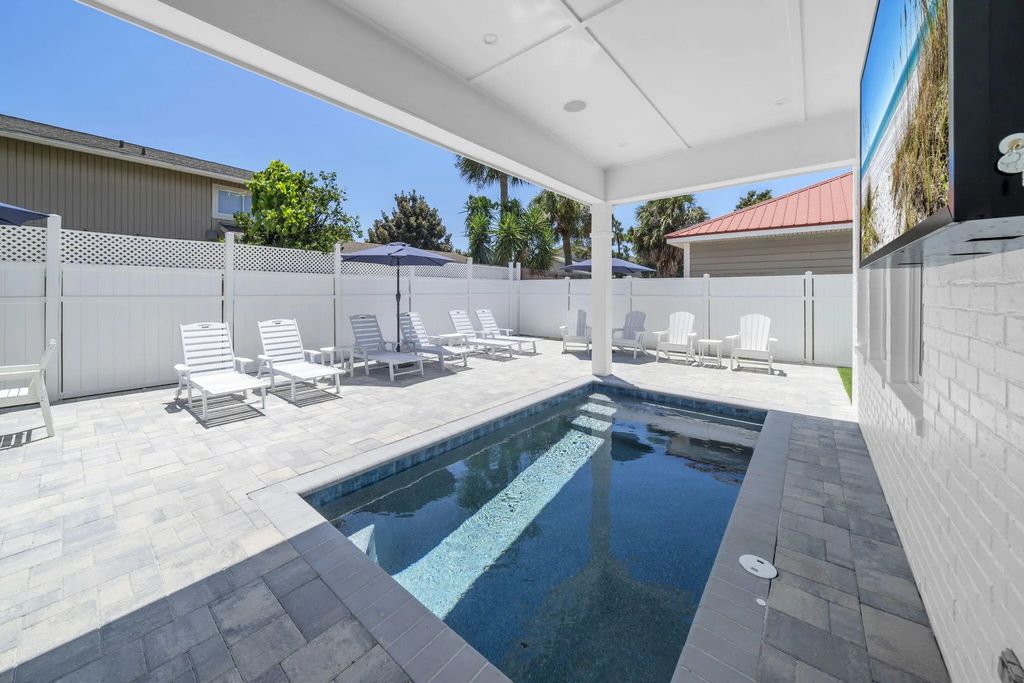 27 of 77 - 222 Miami Street, Miramar Beach, FL