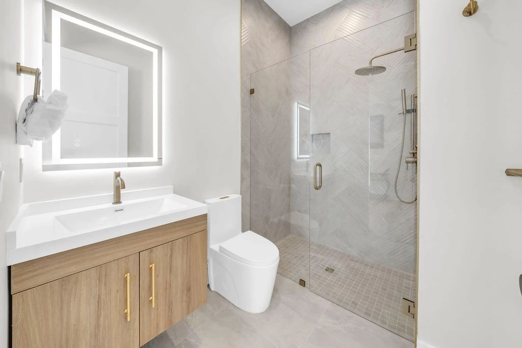 41 of 77 - 222 Miami Street, Miramar Beach, FL