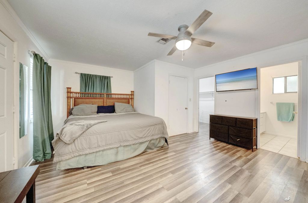 13 of 60 - 13801 Bay Avenue, Panama City Beach, FL