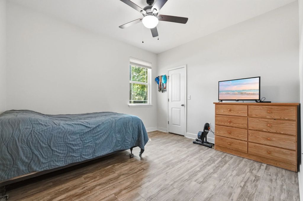 15 of 68 - 24 Brighton Cove, Freeport, FL