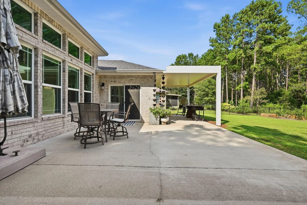53 of 68 - 24 Brighton Cove, Freeport, FL