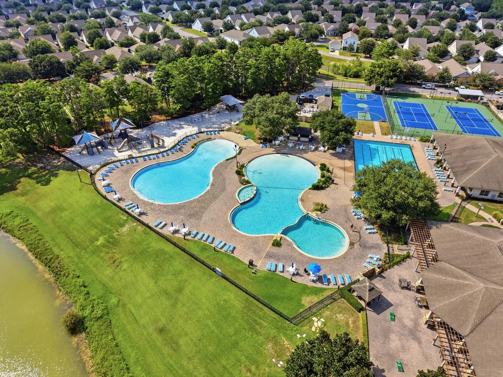 64 of 68 - 24 Brighton Cove, Freeport, FL