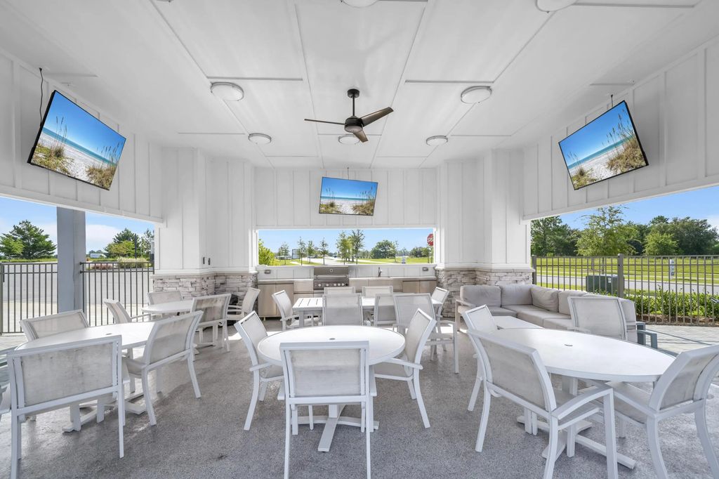 49 of 58 - 330 Gray Owl Drive, Freeport, FL