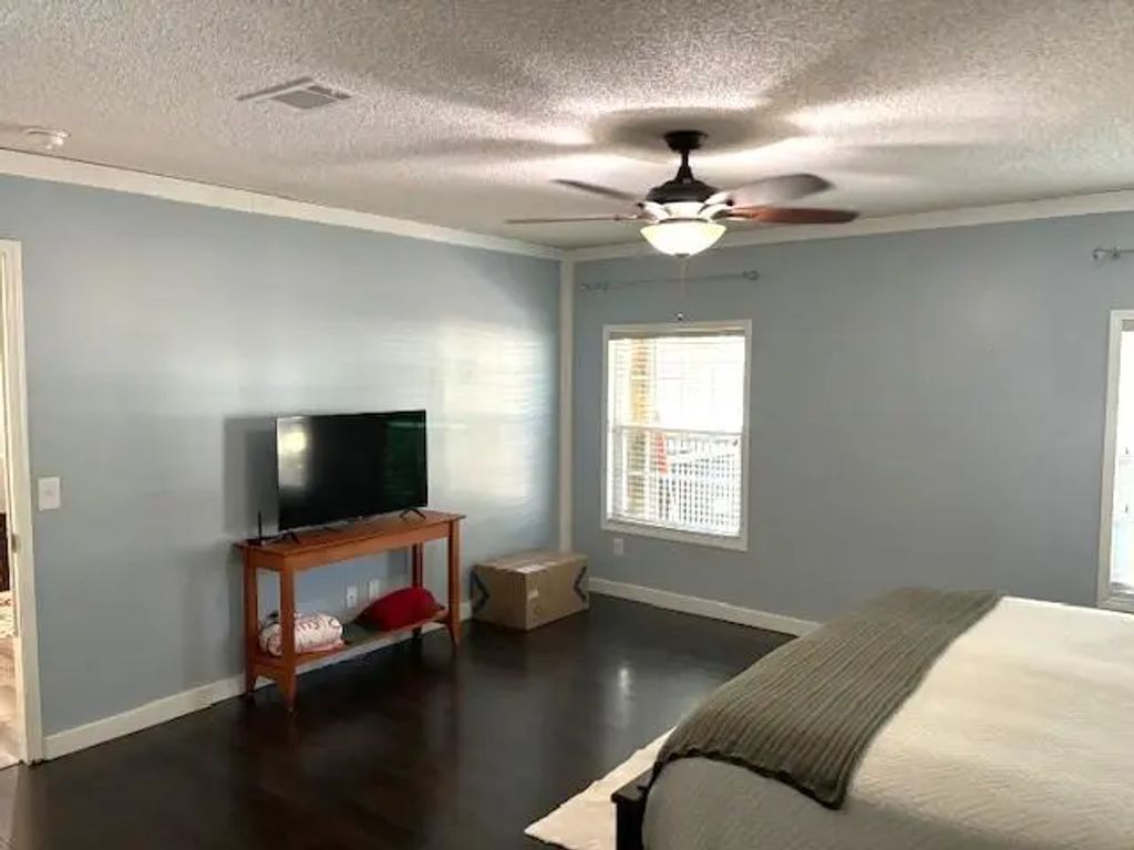 15 of 36 - 24 Palmetto Avenue, Freeport, FL