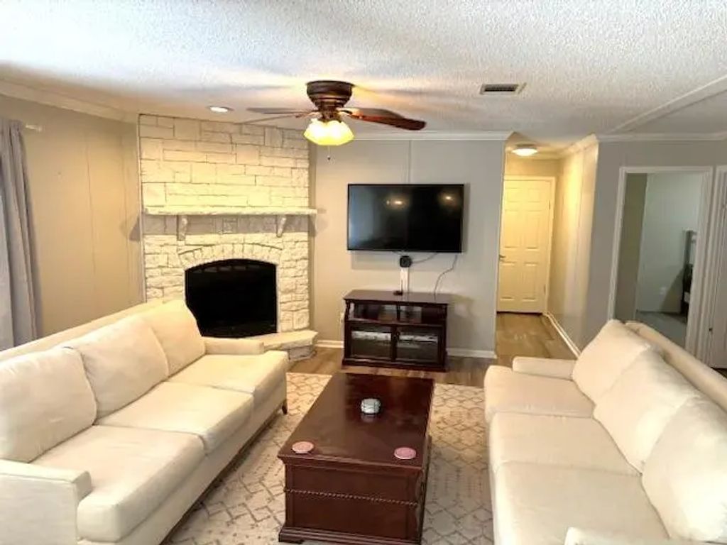 24 of 36 - 24 Palmetto Avenue, Freeport, FL
