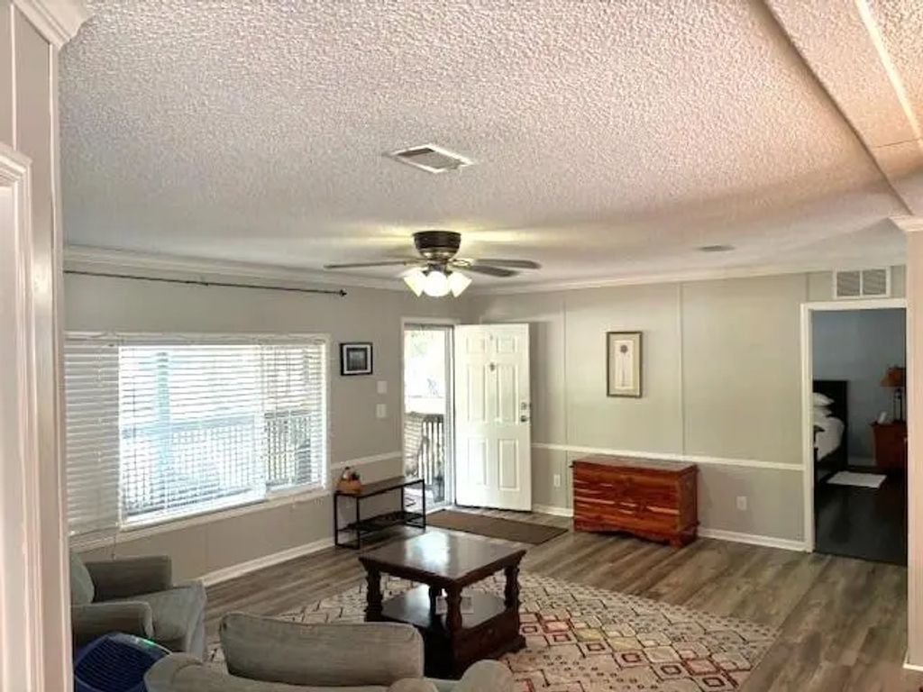 5 of 36 - 24 Palmetto Avenue, Freeport, FL