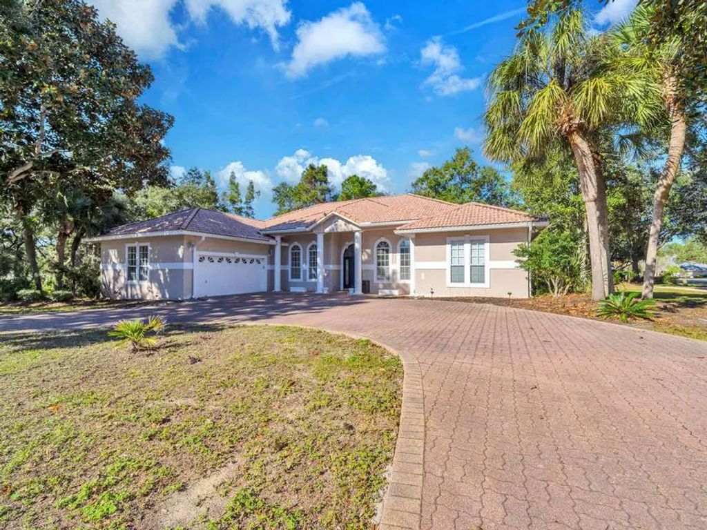 122 W Country Club Drive, Destin