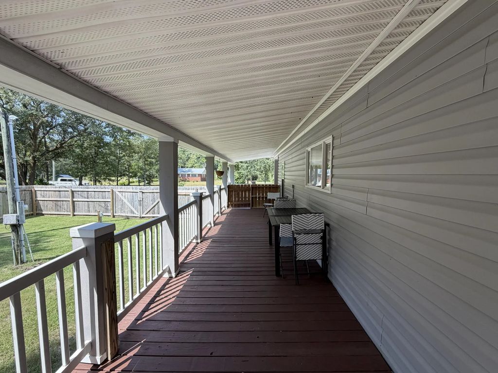 33 of 44 - 927 Black Creek Boulevard, Freeport, FL