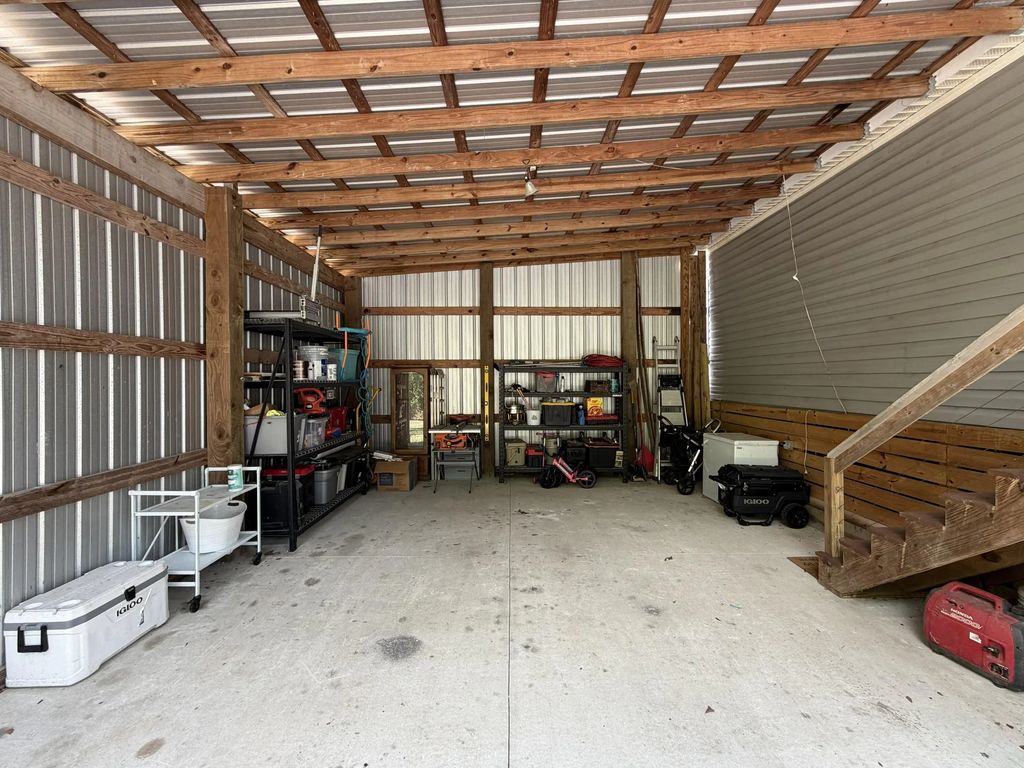 42 of 44 - 927 Black Creek Boulevard, Freeport, FL