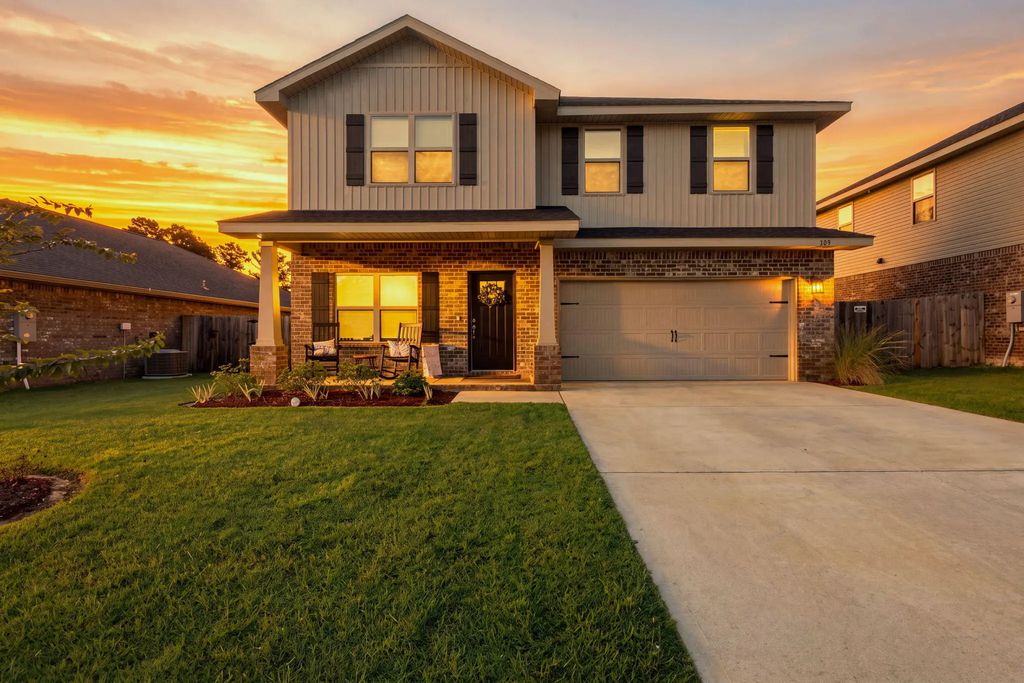303 Keswick Lane, Crestview