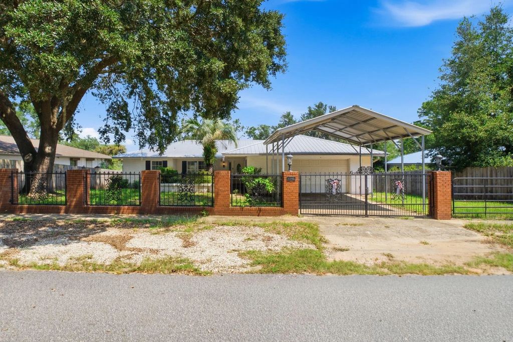 4541 Hancock Court, Chipley