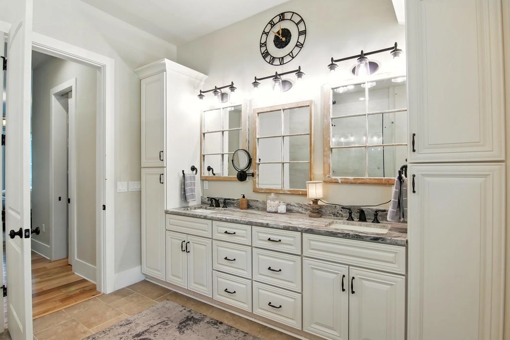 33 of 68 - 400 Pitts Bayshore Drive, Freeport, FL