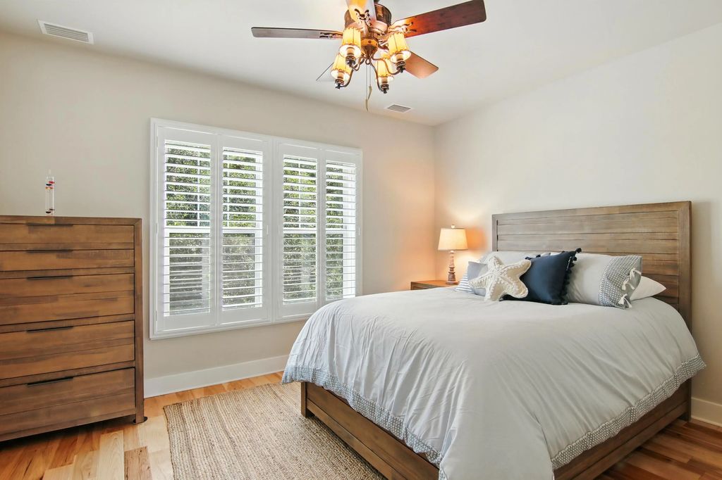 34 of 68 - 400 Pitts Bayshore Drive, Freeport, FL