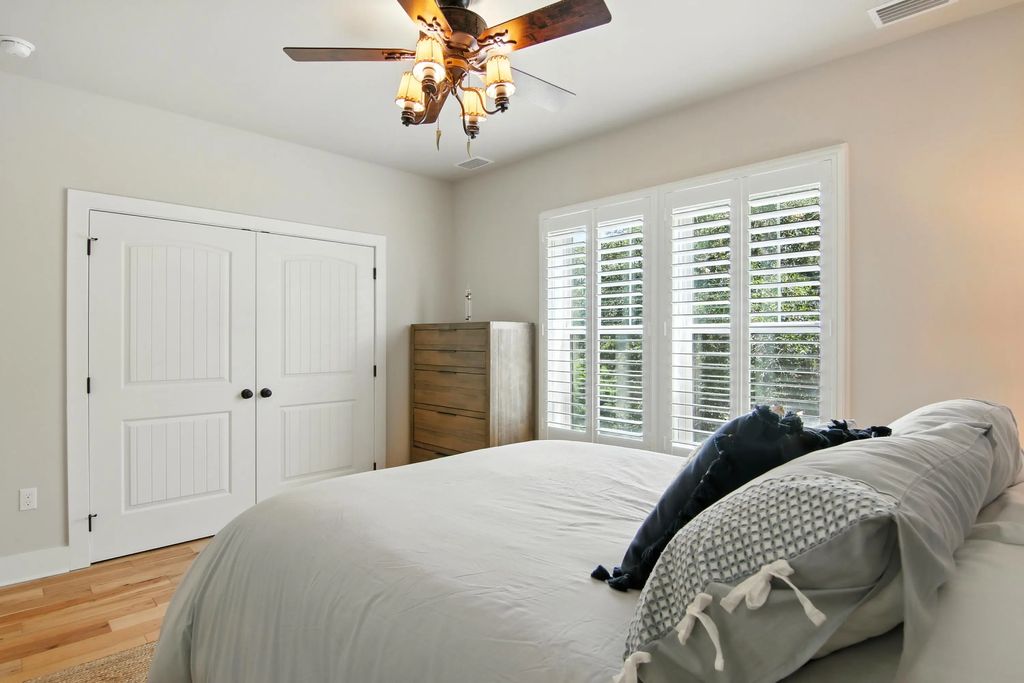 35 of 68 - 400 Pitts Bayshore Drive, Freeport, FL