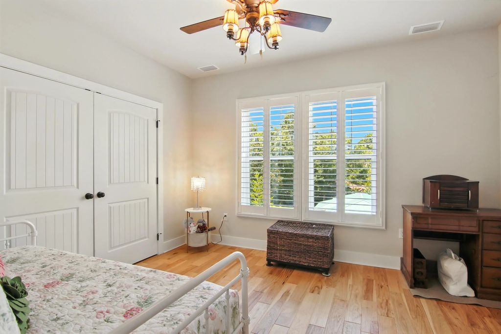 38 of 68 - 400 Pitts Bayshore Drive, Freeport, FL