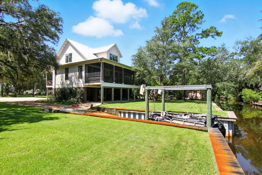 49 of 68 - 400 Pitts Bayshore Drive, Freeport, FL